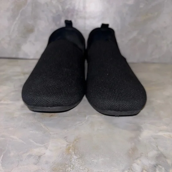 Steve Madden Brand Women’s Raine Black Knit Flats Size 8.5 - Picture 2 of 9